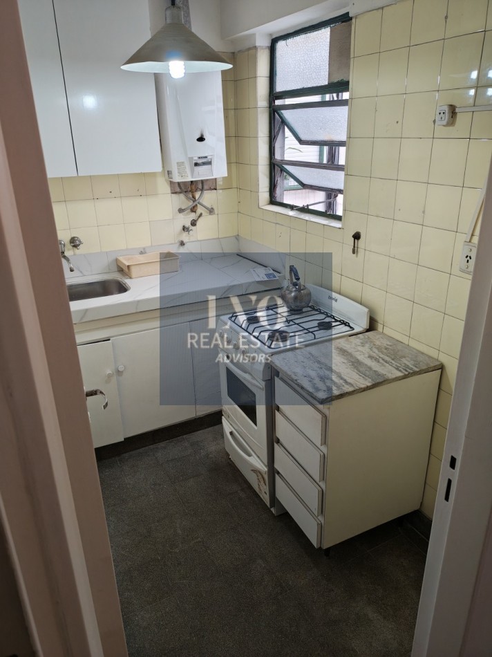ALTO Palermo 2 Ambientes DIVINO reciclados amplio con buena luz y ventilacion. BAJAS Expensas.-