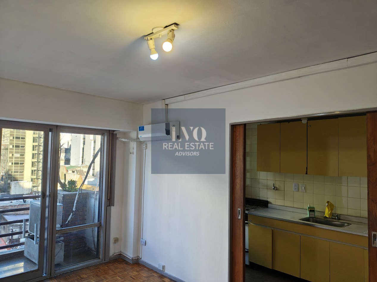 RECOLETA 1 Ambiente RESERVADO - MUY AMPLIO + BALCON - Superficie 31m² aprox.- Cocina + Lavadero independiente suoer LUMINOSO. Con ventanales externos al frente sobre la calle Riobamba Ambiente Ppal. con acceso a Cocina con amplio espacio Heladera y Baño c