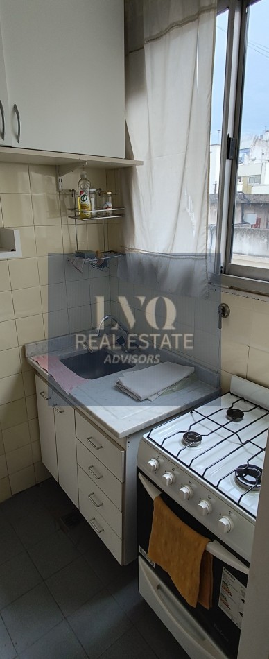 RECOLETA 1 Ambiente 27 m² Todo SOL- Frente Plaza Vte. Lopez Arenales 1560. RECOLETA - CABA. DIVINO