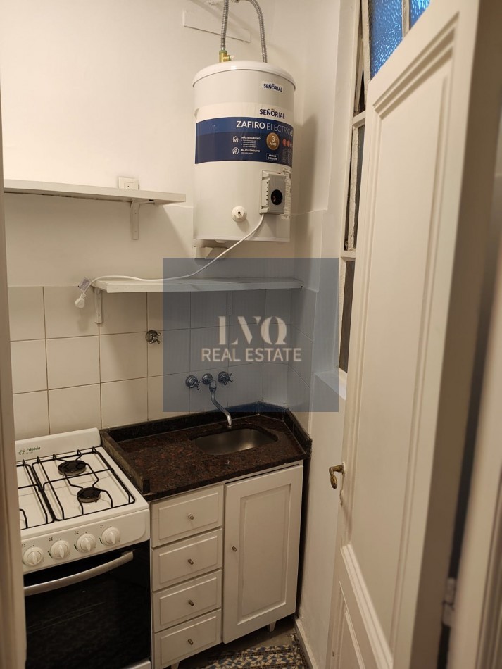 RECOLETA 2 Ambientes muy amplios 40m². RECICLADO A NUEVO