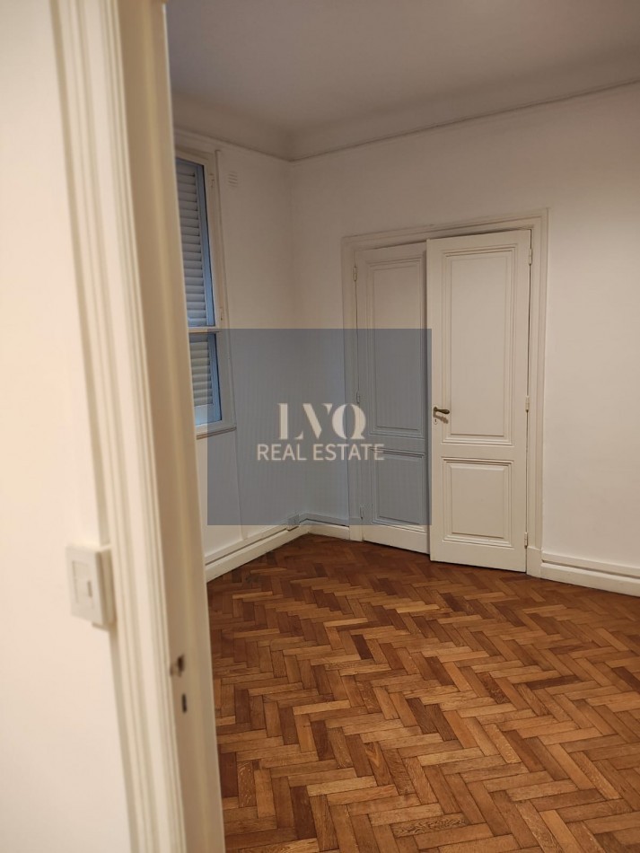 RECOLETA 2 Ambientes muy amplios 40m². RECICLADO A NUEVO