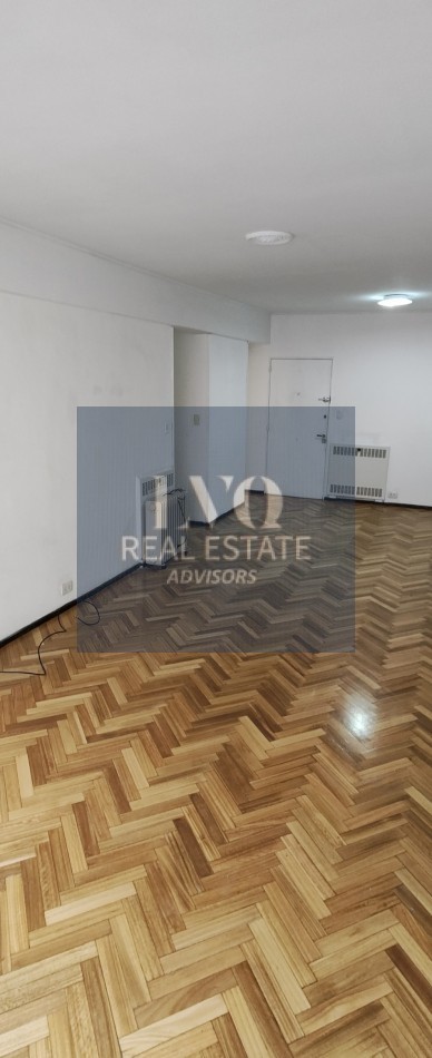 BARRIO NORTE 3 Ambientes ARENALES 2673 Piso 4. TODO LUZ+LIVING con BALCON CORRIDO+2 Habitaciones+Cocina independiente c/ comedor+Baño Completo+Toillette