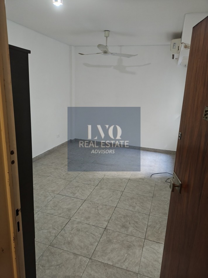 RECOLETA 1 Ambiente - Montevideo 1192 Piso 7 Depto E - RECICLADO.- APTO PROFESIONAL.-