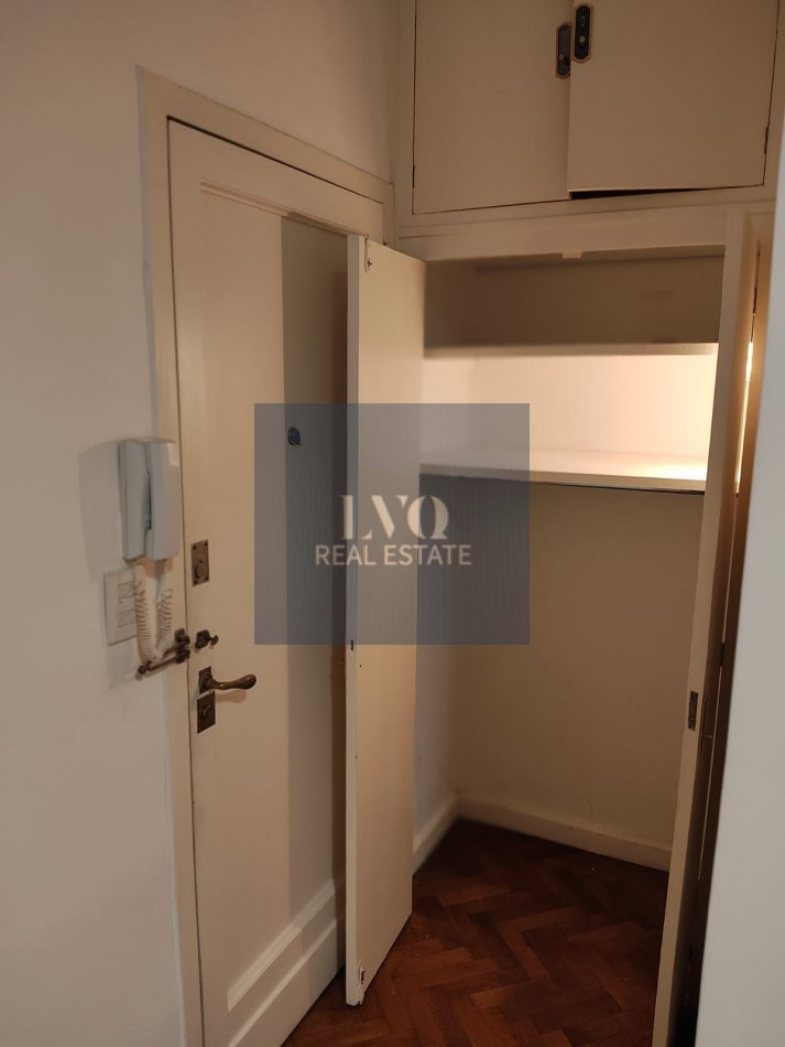 RECOLETA 2 Ambientes muy amplios 40m². RECICLADO A NUEVO