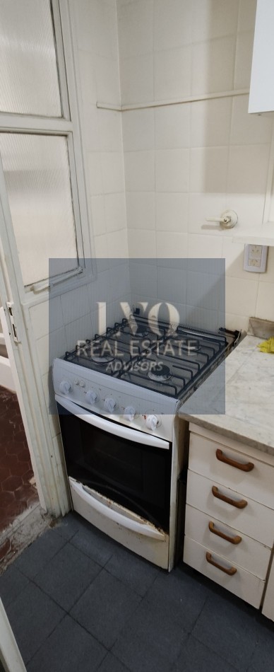 RECOLETA 1½ Ambientes 34 m² RECICLADO A NUEVO + Balcon Frances - Frente Plaza VteLopez Arenales 1560. RECOLETA - CABA. DIVINO
