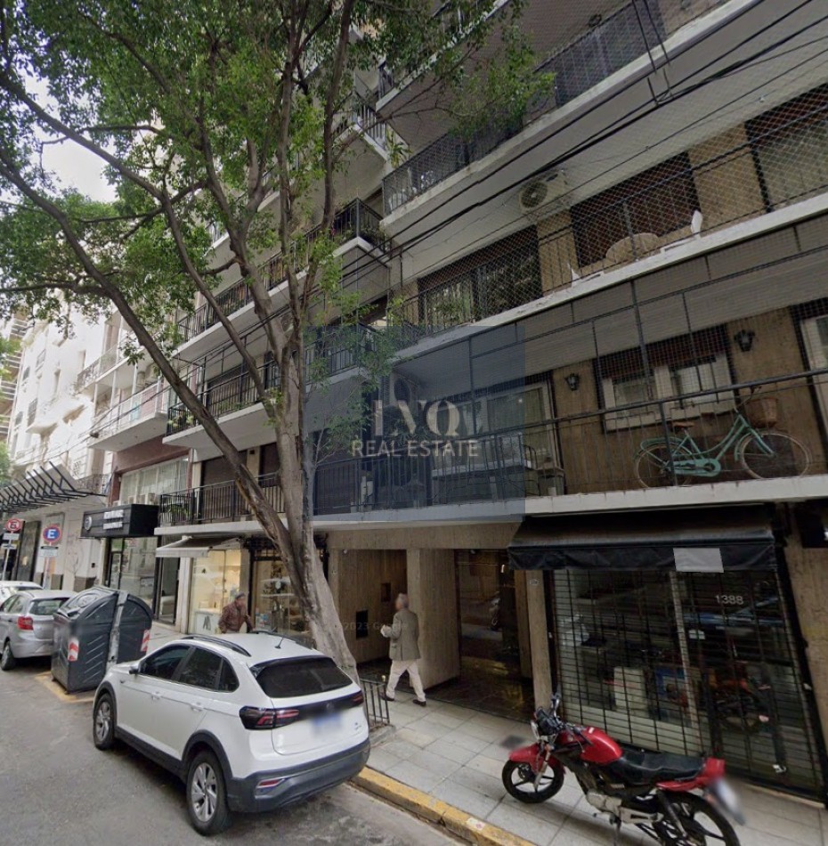 Monoambiente en Arenales y Uruguay - Recoleta