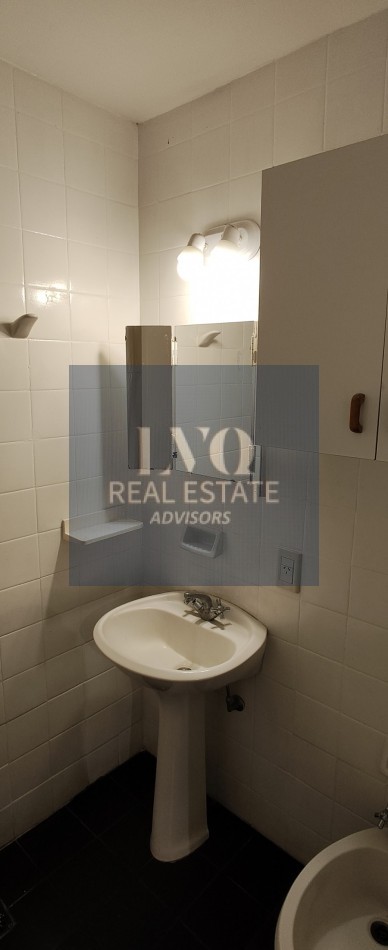 RECOLETA 1½ Ambientes 34 m² RECICLADO A NUEVO + Balcon Frances - Frente Plaza VteLopez Arenales 1560. RECOLETA - CABA. DIVINO