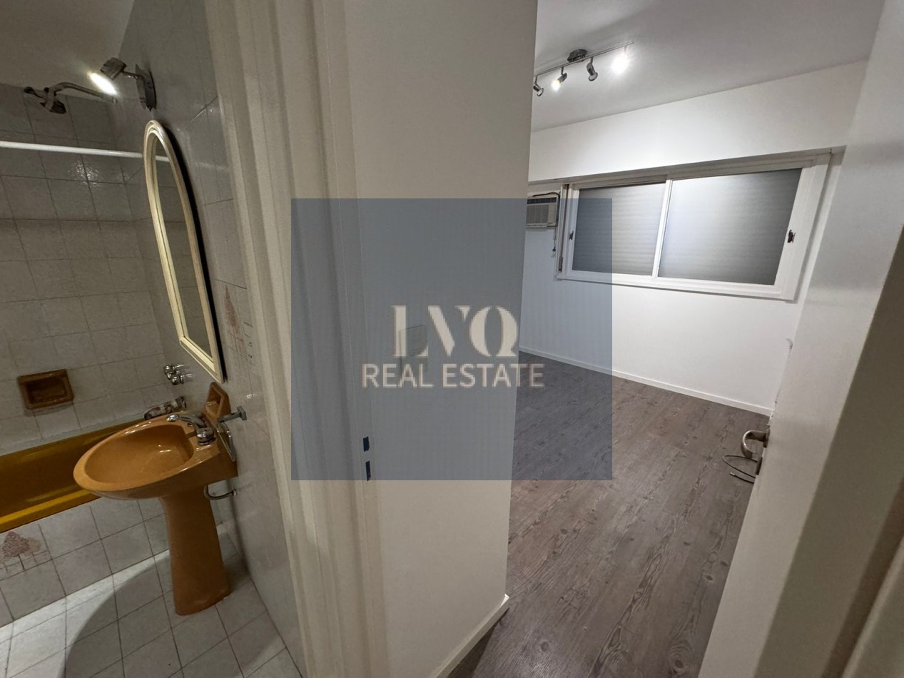 3 Ambientes con amplio living y balcon al frente en Montevideo y Arenales