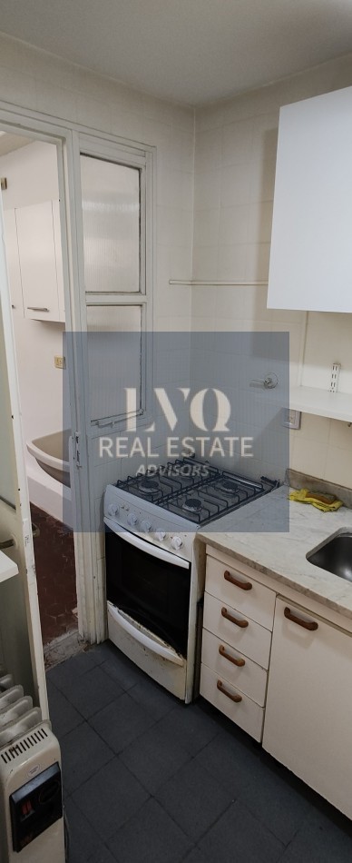 RECOLETA 1½ Ambientes 34 m² RECICLADO A NUEVO + Balcon Frances - Frente Plaza VteLopez Arenales 1560. RECOLETA - CABA. DIVINO