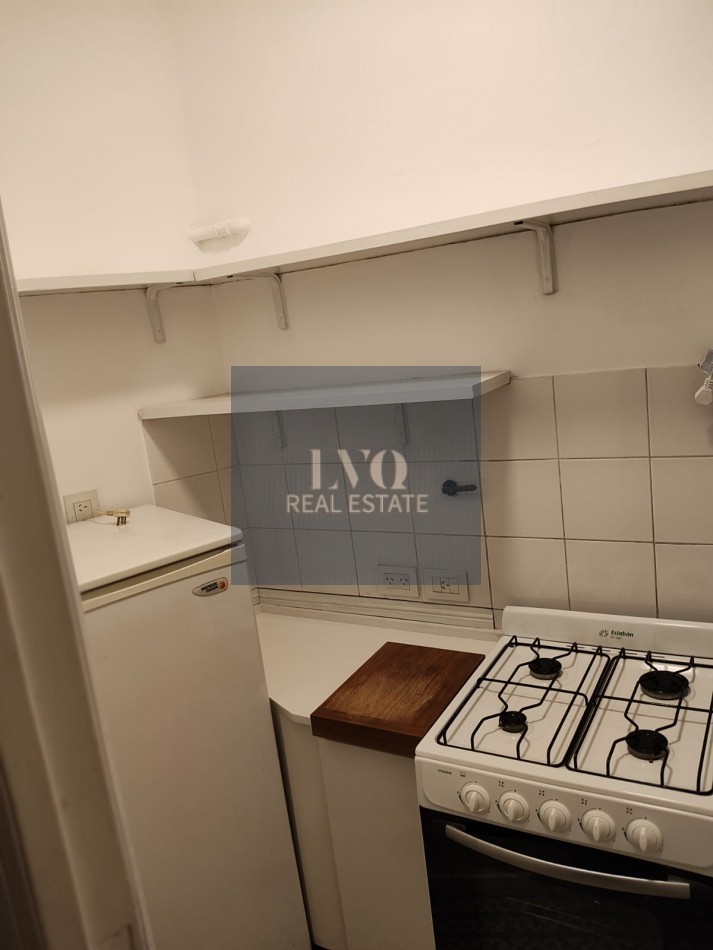 RECOLETA 2 Ambientes muy amplios 40m². RECICLADO A NUEVO