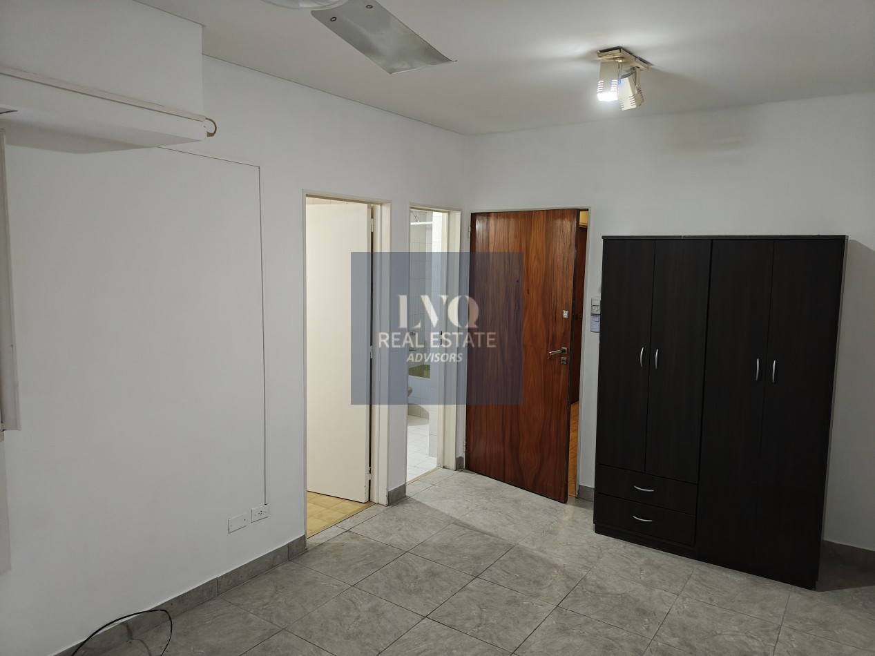RECOLETA 1 Ambiente - Montevideo 1192 Piso 7 Depto E - RECICLADO.- APTO PROFESIONAL.-