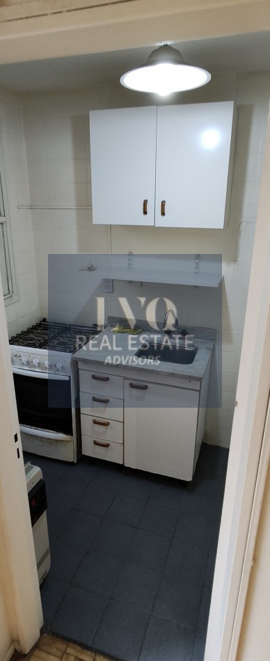 RECOLETA 1½ Ambientes 34 m² RECICLADO A NUEVO + Balcon Frances - Frente Plaza VteLopez Arenales 1560. RECOLETA - CABA. DIVINO