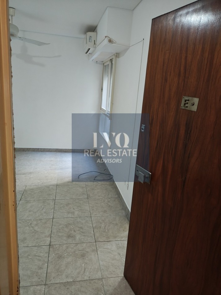 RECOLETA 1 Ambiente - Montevideo 1192 Piso 7 Depto E - RECICLADO.- APTO PROFESIONAL.-