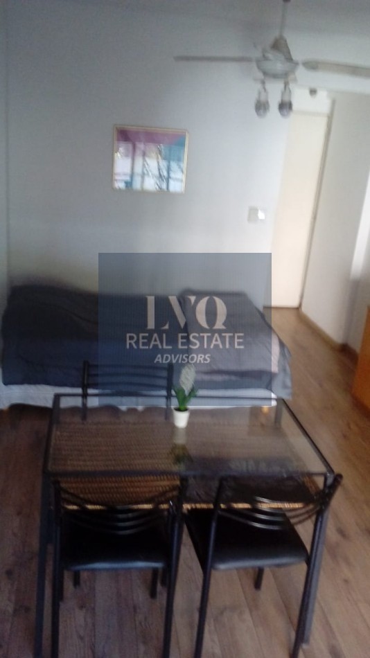 RECOLETA 1 Ambiente - Av. Las Heras 1621 Piso 4 Depto E - AMOBLADO + Balcon- A metros de la Plaza VICENTE LOPEZ