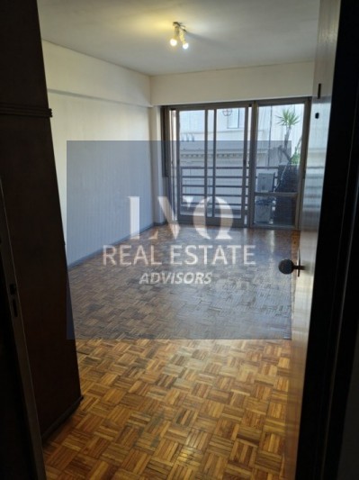 RECOLETA 1 Ambiente RESERVADO - MUY AMPLIO + BALCON - Superficie 31m² aprox.- Cocina + Lavadero independiente suoer LUMINOSO. Con ventanales externos al frente sobre la calle Riobamba Ambiente Ppal. con acceso a Cocina con amplio espacio Heladera y Baño c