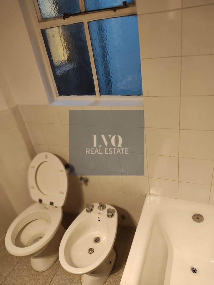 RECOLETA 2 Ambientes muy amplios 40m². RECICLADO A NUEVO
