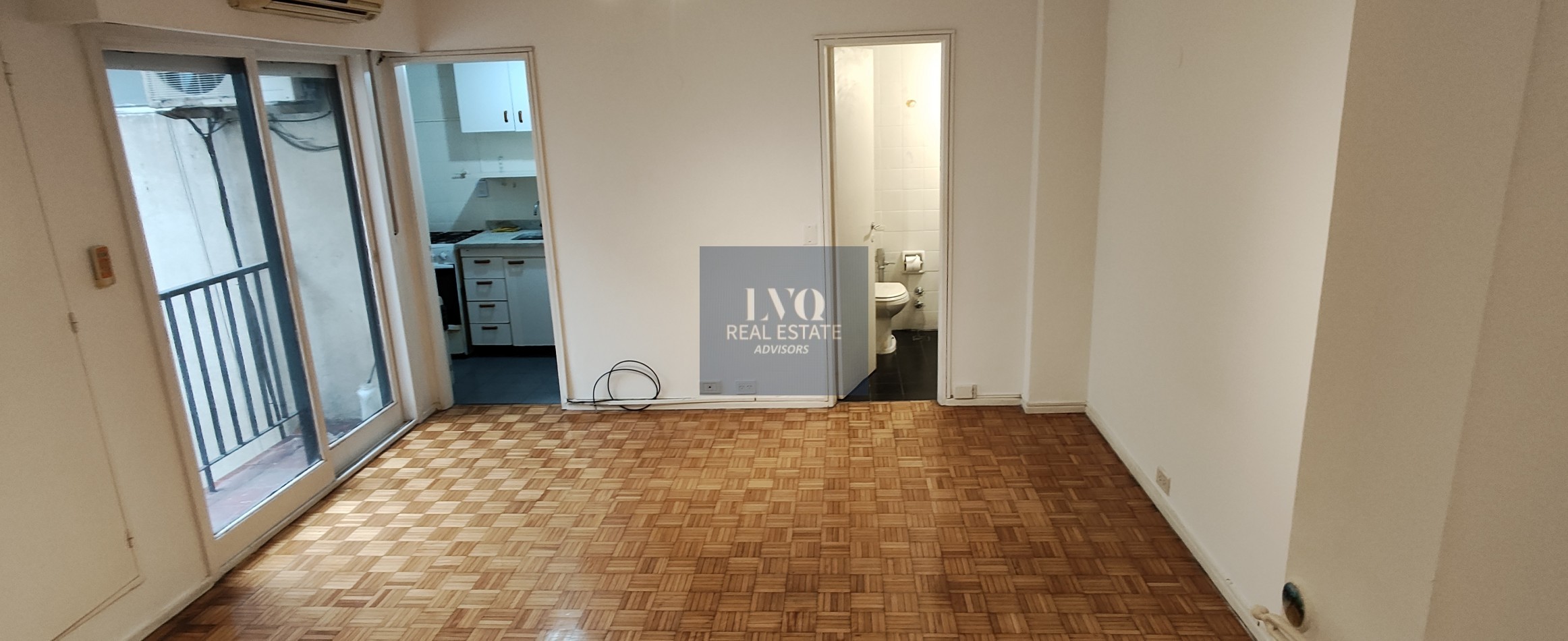 RECOLETA 1½ Ambientes 34 m² RECICLADO A NUEVO + Balcon Frances - Frente Plaza VteLopez Arenales 1560. RECOLETA - CABA. DIVINO
