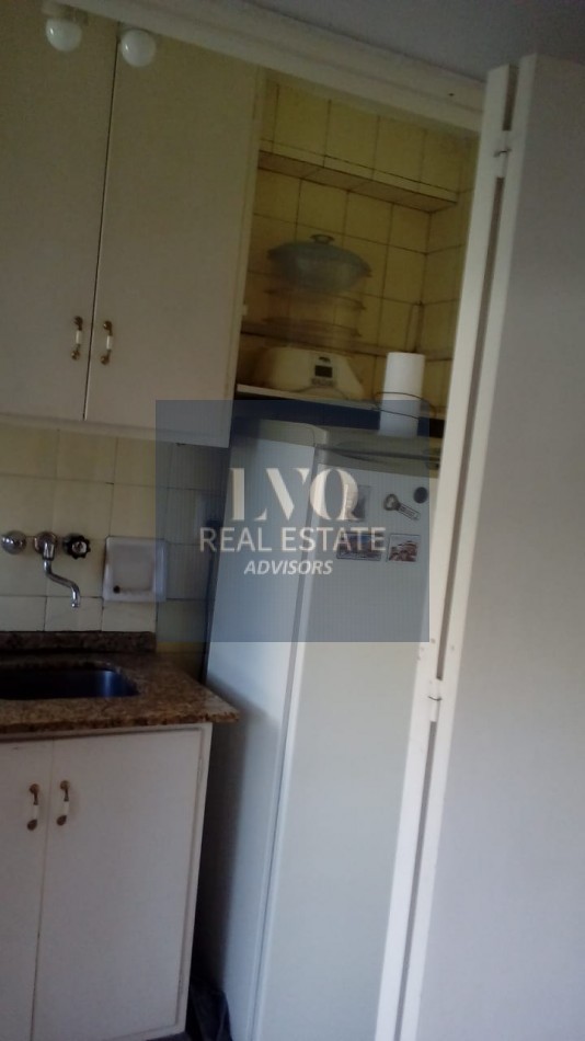 RECOLETA 1 Ambiente - Av. Las Heras 1621 Piso 4 Depto E - AMOBLADO + Balcon- A metros de la Plaza VICENTE LOPEZ