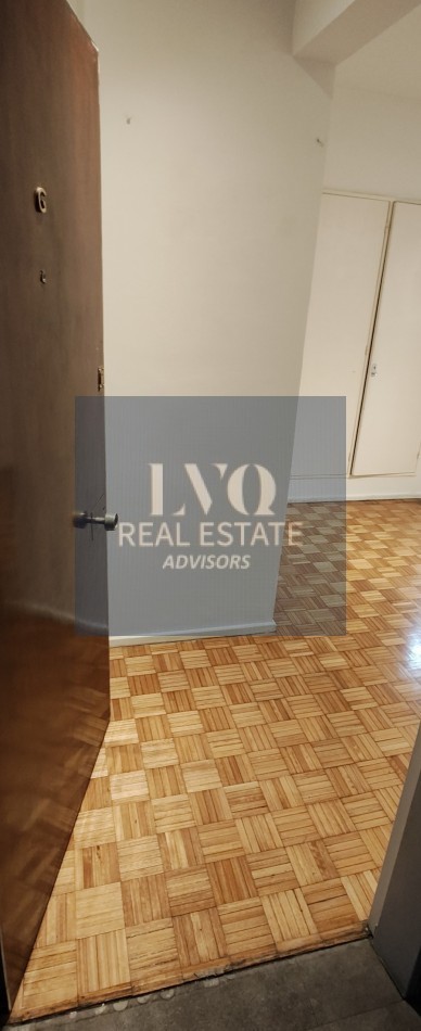 RECOLETA 1½ Ambientes 34 m² RECICLADO A NUEVO + Balcon Frances - Frente Plaza VteLopez Arenales 1560. RECOLETA - CABA. DIVINO