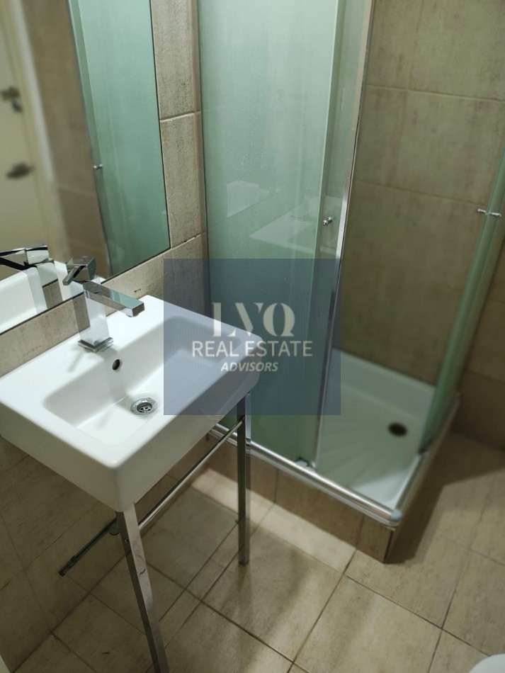 RECOLETA 2 Ambientes muy amplios 40m² + Patio Interno 6m²