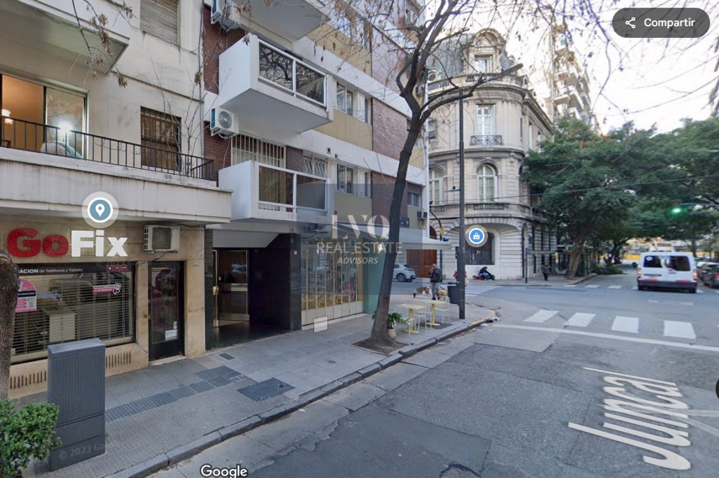 RECOLETA 2 Ambientes 50m². con Balcon al Frente muy luminoso - Edificio APTO PROFESIONAL IDEAL CONSULTORIO - ShowRoom - Estudio, de gran categoria en Recoleta