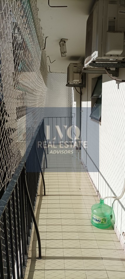 RECOLETA 3 ½ Ambientes 106m² Semi Piso con Palier+Ascensor Privados. Balcon corrido contrafrente + 2 habitaciones + escritorio o, play room o  dep. de servicios.