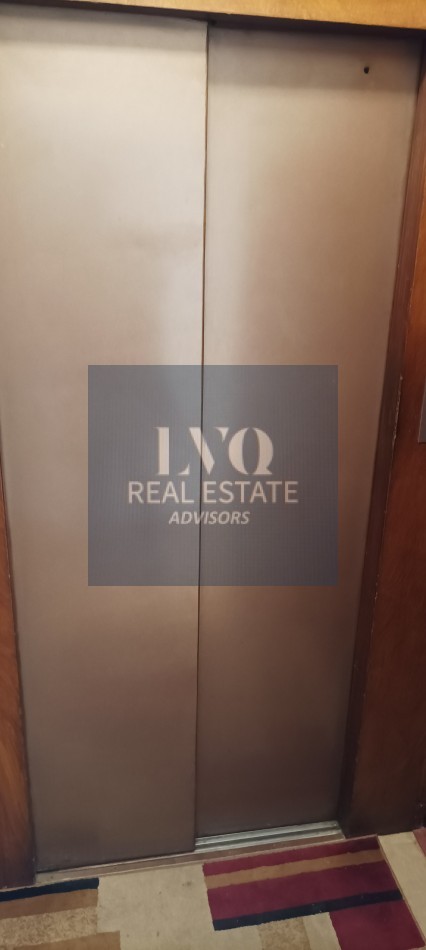 RECOLETA 3 ½ Ambientes 106m² Semi Piso con Palier+Ascensor Privados. Balcon corrido contrafrente + 2 habitaciones + escritorio o, play room o  dep. de servicios.