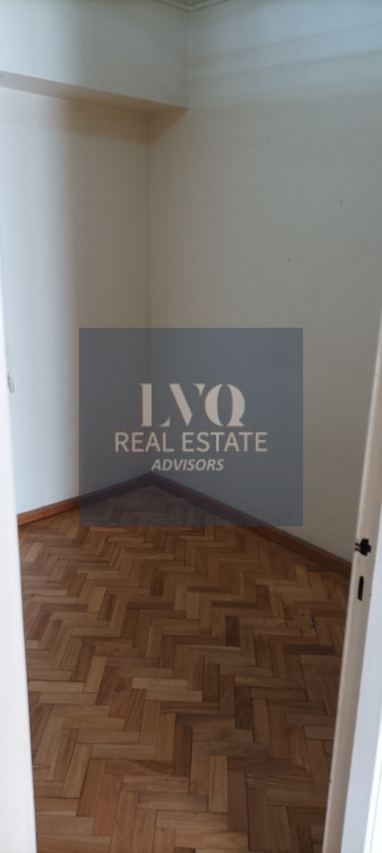 RECOLETA 3 ½ Ambientes 106m² Semi Piso con Palier+Ascensor Privados. Balcon corrido contrafrente + 2 habitaciones + escritorio o, play room o  dep. de servicios.