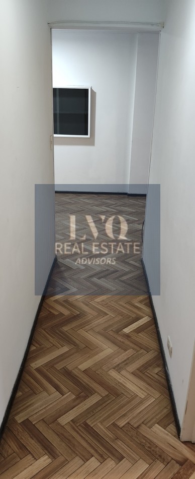 BARRIO NORTE 3 Ambientes ARENALES 2673 Piso 4. TODO LUZ+LIVING con BALCON CORRIDO+2 Habitaciones+Cocina independiente c/ comedor+Baño Completo+Toillette
