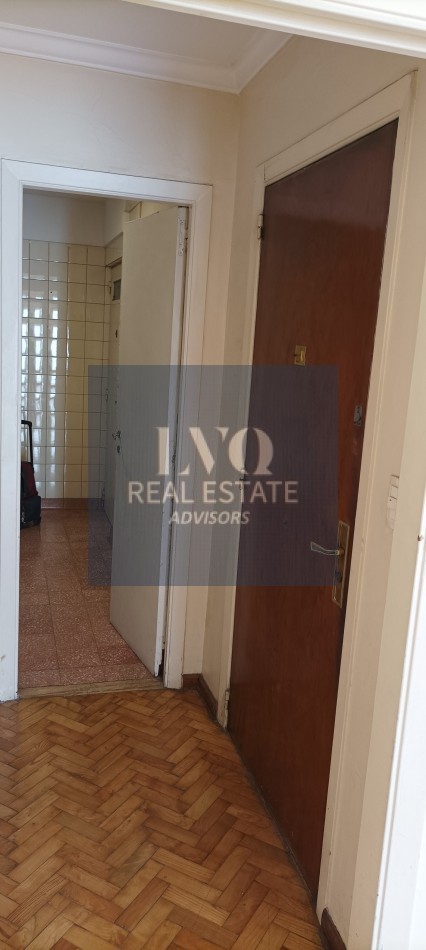RECOLETA 3 ½ Ambientes 106m² Semi Piso con Palier+Ascensor Privados. Balcon corrido contrafrente + 2 habitaciones + escritorio o, play room o  dep. de servicios.