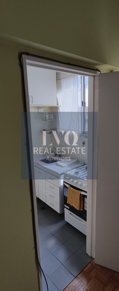 RECOLETA 1 Ambiente 27 m² Todo SOL- Frente Plaza Vte. Lopez Arenales 1560. RECOLETA - CABA. DIVINO
