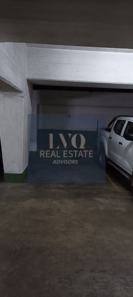 PLAZA San Martin - San Nicolas COCHERA super amplia - Superficie: 14,16m² x Escritura / 1 SS.-