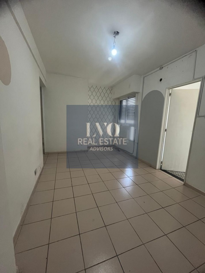 Recoleta 2 Ambientes muy amplios 32,56m² - En Tradicional Edificio de categoria en RECOLETA - SAN NICOLAS. Muy luminoso a la calle Rodriguez Peña