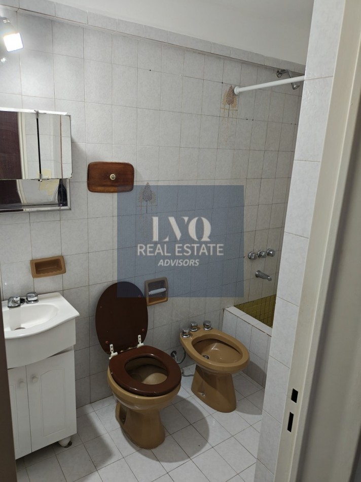 RECOLETA 1 Ambiente - Montevideo 1192 Piso 7 Depto E - RECICLADO.- APTO PROFESIONAL.-
