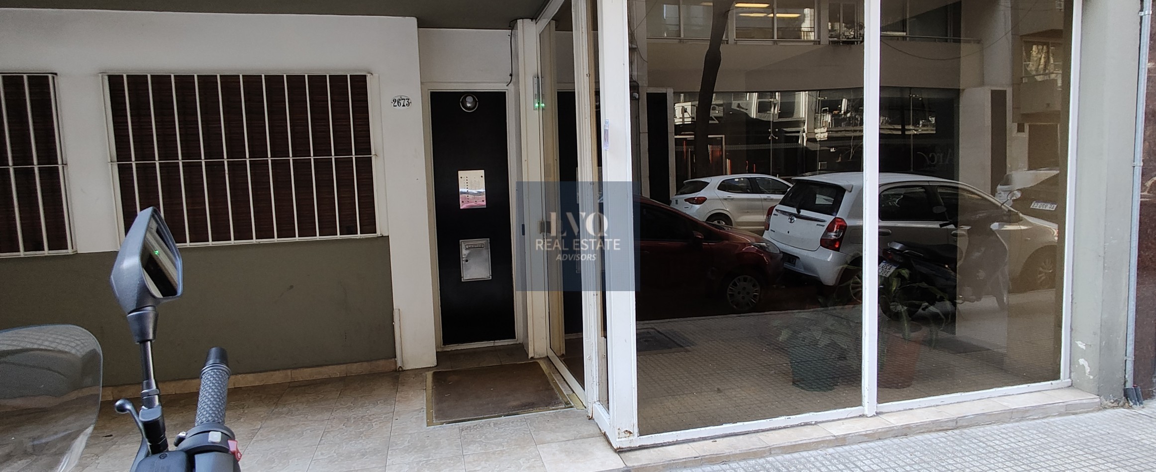 BARRIO NORTE 3 Ambientes ARENALES 2673 Piso 4. TODO LUZ+LIVING con BALCON CORRIDO+2 Habitaciones+Cocina independiente c/ comedor+Baño Completo+Toillette