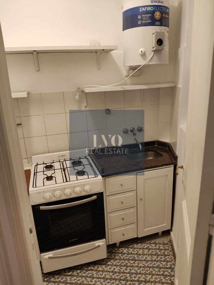 RECOLETA 2 Ambientes muy amplios 40m². RECICLADO A NUEVO