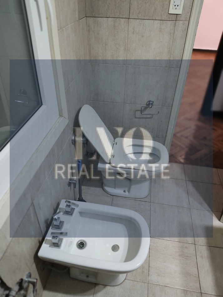 RECOLETA 2 Ambientes muy amplios 40m² + Patio Interno 6m²